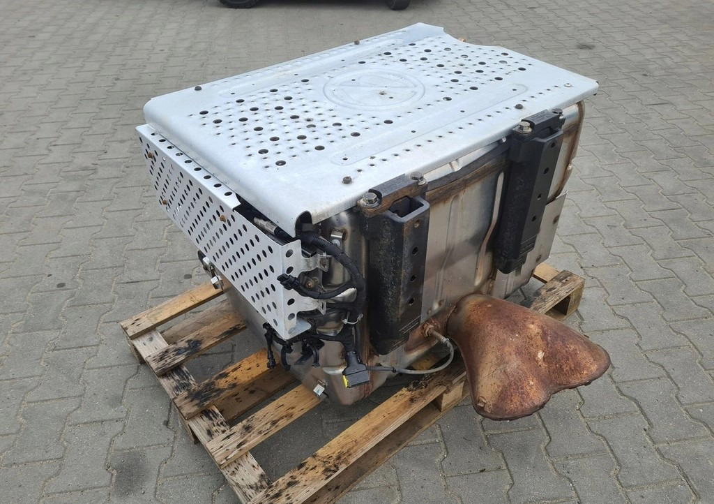 KATALIZATOR TŁUMIK DPF FILTR KOMPLETNY FORD F-MAX CARGO 500 EURO 6 - עמם-פליטה: תמונה 3 KATALIZATOR TŁUMIK DPF FILTR KOMPLETNY FORD F-MAX CARGO 500 EURO 6 - עמם-פליטה: תמונה 3