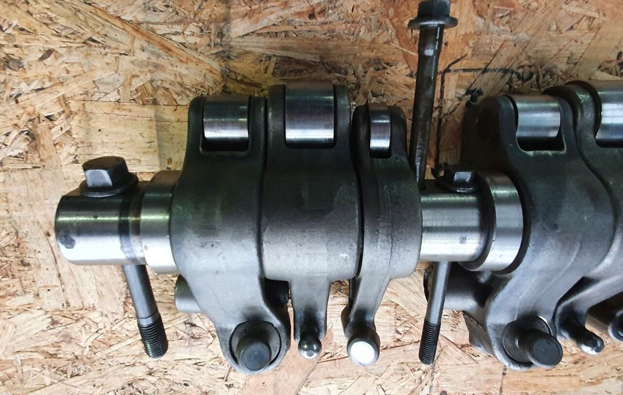 KLAWIATURA ZAWOROWA VEB VOLVO FH 13 RENAULT MAGNUM DXI 13 - מנוע וחלקים עבור משאית: תמונה 4 KLAWIATURA ZAWOROWA VEB VOLVO FH 13 RENAULT MAGNUM DXI 13 - מנוע וחלקים עבור משאית: תמונה 4