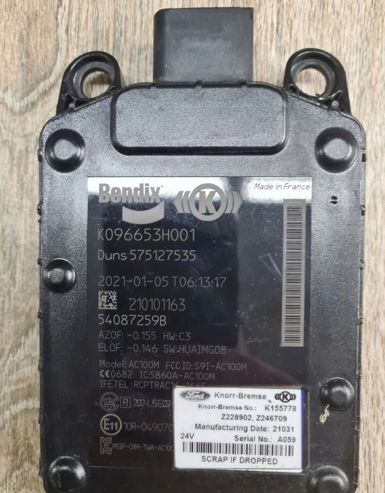 KNORR-BREMSE RADAR CZUJNIK SENSOR FORD F-MAX 500 K096653H001 575127535 K155778 210101163 - חיישן: תמונה 5 KNORR-BREMSE RADAR CZUJNIK SENSOR FORD F-MAX 500 K096653H001 575127535 K155778 210101163 - חיישן: תמונה 5