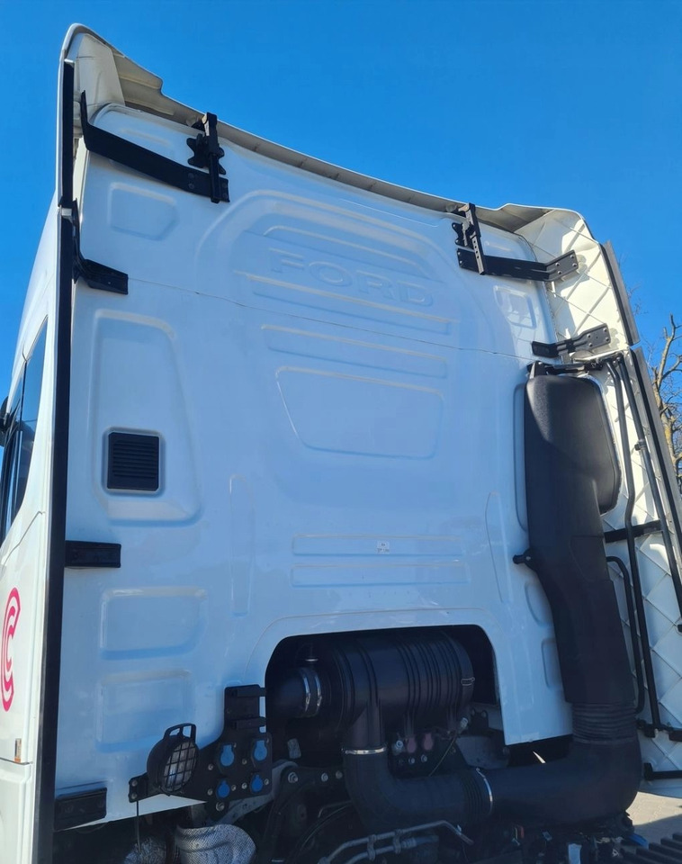 KOMPLETNA FORD F-MAX 500 TRUCKS - תא: תמונה 4 KOMPLETNA FORD F-MAX 500 TRUCKS - תא: תמונה 4