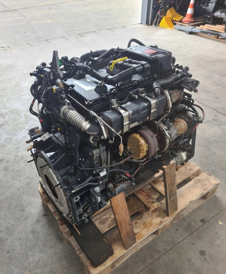 KOMPLETNY RENAULT GAMA D D12 DTI 5 EUVI D5K VOLVO FL D5K EURO 6 - מנוע: תמונה 2 KOMPLETNY RENAULT GAMA D D12 DTI 5 EUVI D5K VOLVO FL D5K EURO 6 - מנוע: תמונה 2