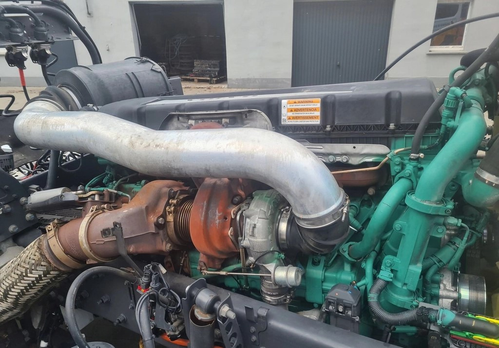 KOMPLETNY VOLVO FH 4 FM 4 FH 5 D13K 500 EUVI K6 I-SAVE T2800 EURO 6 - מנוע: תמונה 1 KOMPLETNY VOLVO FH 4 FM 4 FH 5 D13K 500 EUVI K6 I-SAVE T2800 EURO 6 - מנוע: תמונה 1