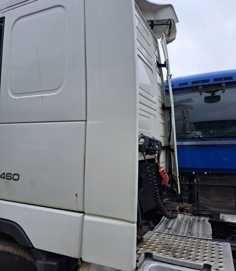 OWIEWKA LEWA SPOILER ZAKABINOWY VOLVO FH 12 13 - אווירודינמיקה/ ספוילר עבור משאית: תמונה 3 OWIEWKA LEWA SPOILER ZAKABINOWY VOLVO FH 12 13 - אווירודינמיקה/ ספוילר עבור משאית: תמונה 3