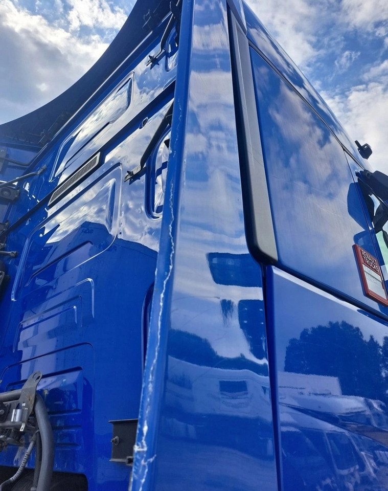 OWIEWKI KABINY KOMPLET RENAULT GAMA T RANGE - אווירודינמיקה/ ספוילר: תמונה 3 OWIEWKI KABINY KOMPLET RENAULT GAMA T RANGE - אווירודינמיקה/ ספוילר: תמונה 3