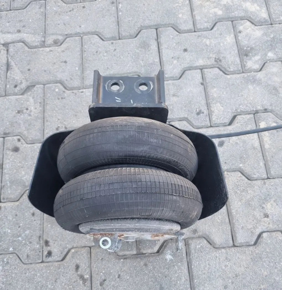 PODUSZKA ZAWIESZENIA LEWA MIECH PRZÓD LOW DECK MEGA FORD F-MAX CARGO EC46 5B77A AA GC46 5580 EB - מתלה: תמונה 1 PODUSZKA ZAWIESZENIA LEWA MIECH PRZÓD LOW DECK MEGA FORD F-MAX CARGO EC46 5B77A AA GC46 5580 EB - מתלה: תמונה 1