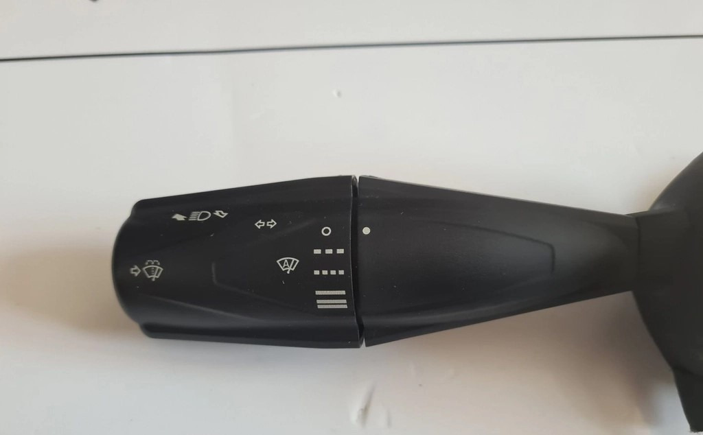 PRZEŁĄCZNIK LEWY KIERUNKOWSKAZÓW WYCIERACZEK FORD F-MAX 500 TRUCKS EURO 6 JC46 - 11K661 - מתג עמוד היגוי: תמונה 2 PRZEŁĄCZNIK LEWY KIERUNKOWSKAZÓW WYCIERACZEK FORD F-MAX 500 TRUCKS EURO 6 JC46 - 11K661 - מתג עמוד היגוי: תמונה 2