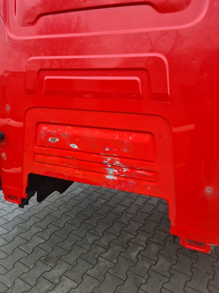 תא עבור משאית RENAULT KABINA GOŁA SZKIELET POSZYCIE BLACHA RENAULT GAMA T RANGE EURO 6: תמונה 11 תא עבור משאית RENAULT KABINA GOŁA SZKIELET POSZYCIE BLACHA RENAULT GAMA T RANGE EURO 6: תמונה 11