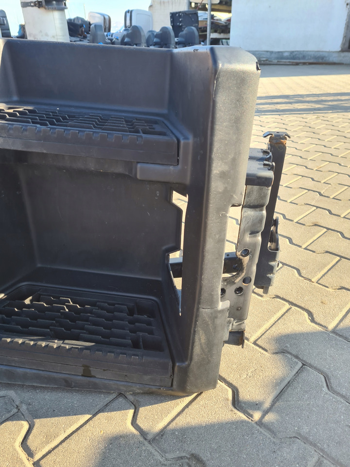 RENAULT STOPNICA KOMPLETNA PRAWA STELAŻ STOPNICY STOPNIA RENAULT GAMA T RANGE - צעד עבור משאית: תמונה 5 RENAULT STOPNICA KOMPLETNA PRAWA STELAŻ STOPNICY STOPNIA RENAULT GAMA T RANGE - צעד עבור משאית: תמונה 5