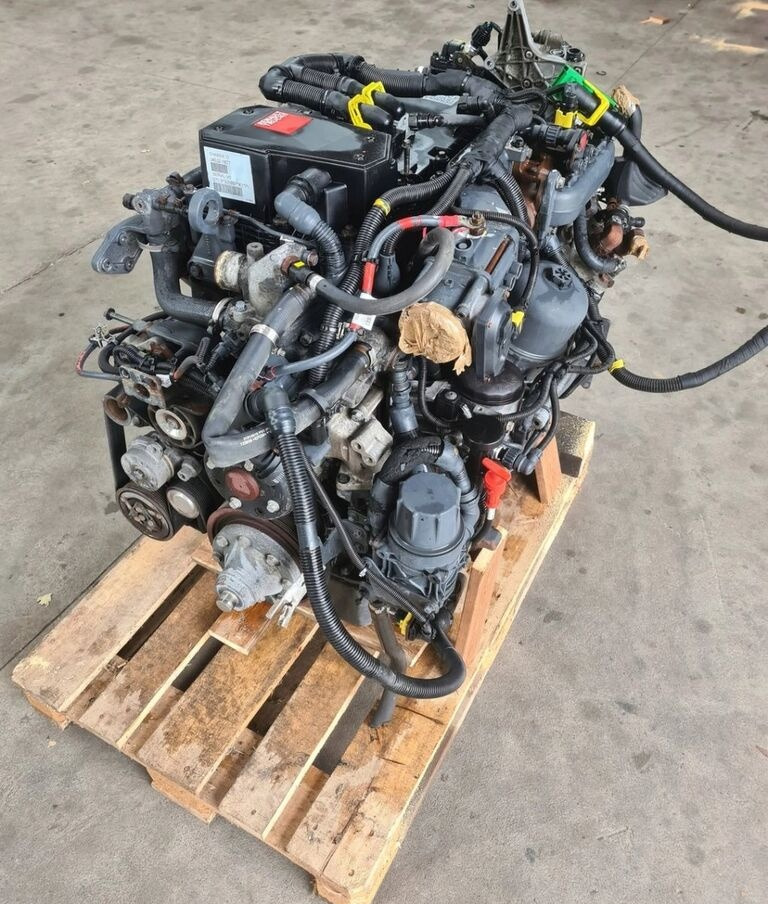 Renault D12 240 DTI5 Renault D12 GAMA D - מנוע עבור משאית: תמונה 1 Renault D12 240 DTI5 Renault D12 GAMA D - מנוע עבור משאית: תמונה 1