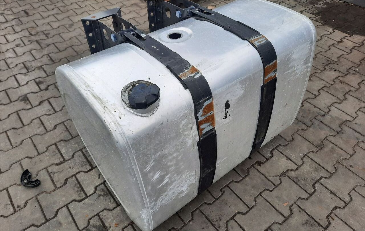 מכל דלק עבור משאית Renault ZBIORNIK PALIWA VOLVO FH4 FM4 FMX 100/70/70 21655306: תמונה 8