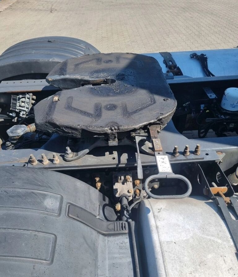 SAF FH FM 9 12 13 4 21587561 Volvo - מצמד גלגל חמישי עבור משאית: תמונה 4 SAF FH FM 9 12 13 4 21587561 Volvo - מצמד גלגל חמישי עבור משאית: תמונה 4