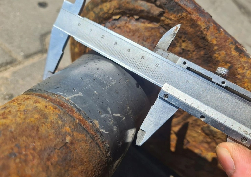 VOLVO DRĄŻEK STABILIZATOR TYŁ VOLVO FH 4 FM 4 FMX FH 5 FM 5 6x2 6x4 70MM - סרגל נגד גלגול עבור משאית: תמונה 2 VOLVO DRĄŻEK STABILIZATOR TYŁ VOLVO FH 4 FM 4 FMX FH 5 FM 5 6x2 6x4 70MM - סרגל נגד גלגול עבור משאית: תמונה 2