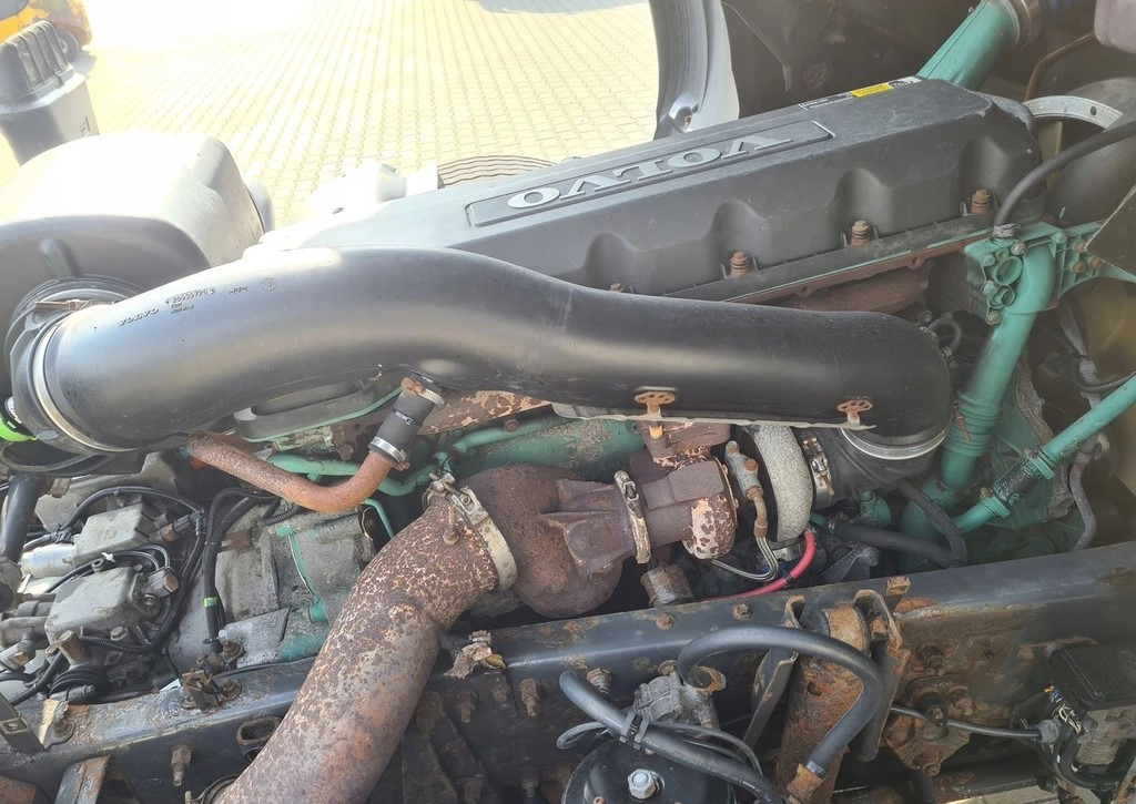 VOLVO KOMPLETNY VOLVO D9B - מנוע: תמונה 2 VOLVO KOMPLETNY VOLVO D9B - מנוע: תמונה 2