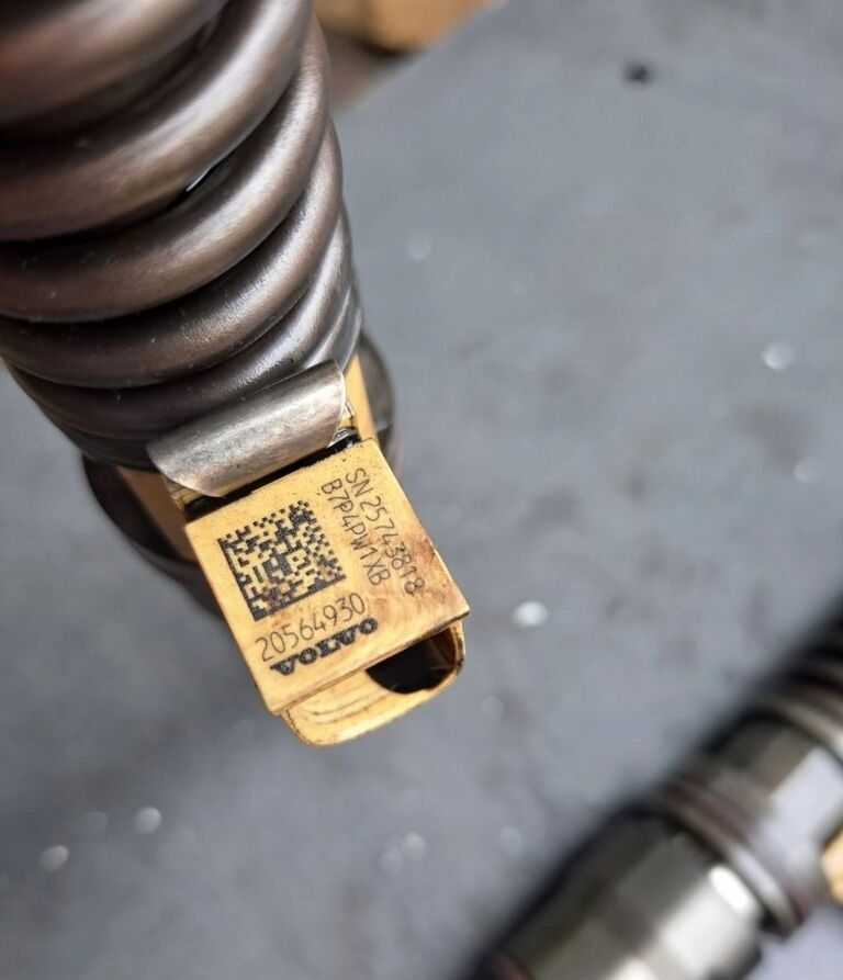 VOLVO POMPOWTRYSKIWACZE POMPOWTRYSKI KOMPLET VOLVO FH 16 D16 20564930 - מזרק עבור משאית: תמונה 5 VOLVO POMPOWTRYSKIWACZE POMPOWTRYSKI KOMPLET VOLVO FH 16 D16 20564930 - מזרק עבור משאית: תמונה 5