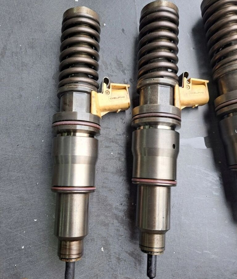 VOLVO POMPOWTRYSKIWACZE POMPOWTRYSKI KOMPLET VOLVO FH 16 D16 20564930 - מזרק עבור משאית: תמונה 3 VOLVO POMPOWTRYSKIWACZE POMPOWTRYSKI KOMPLET VOLVO FH 16 D16 20564930 - מזרק עבור משאית: תמונה 3