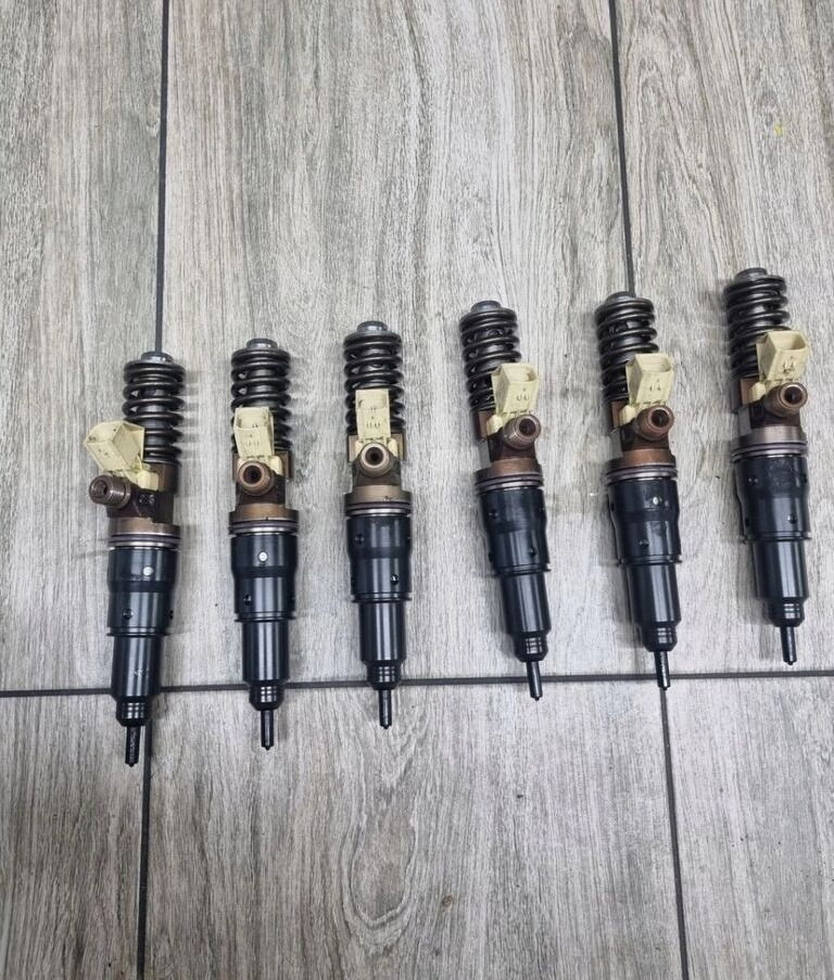 VOLVO POMPOWTRYSKIWACZE POMPOWTRYSKI KOMPLET VOLVO FH 4 16 D16K EURO 6 - מזרק עבור משאית: תמונה 2 VOLVO POMPOWTRYSKIWACZE POMPOWTRYSKI KOMPLET VOLVO FH 4 16 D16K EURO 6 - מזרק עבור משאית: תמונה 2