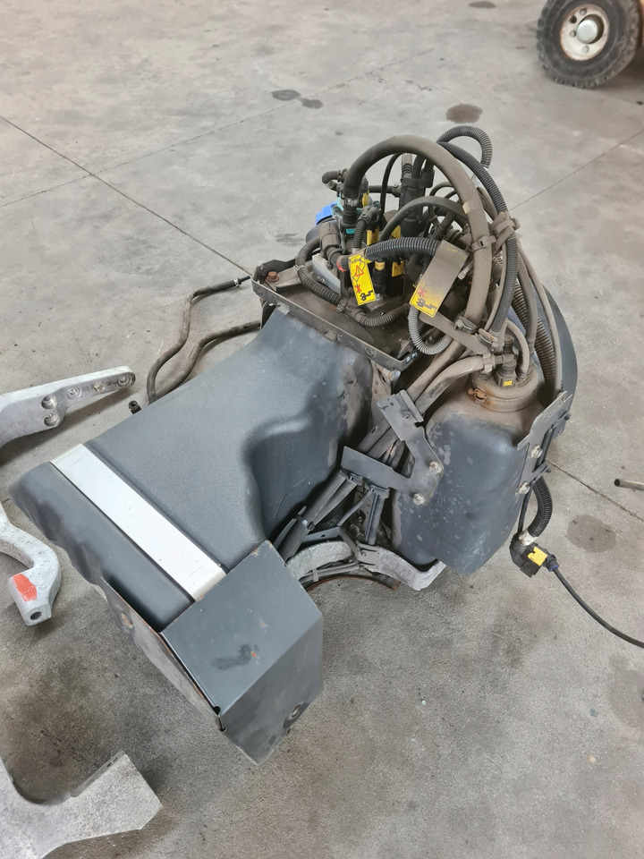 VOLVO ZBIORNIK POMPA WIĄZKA ADBLUE KOMPLET RENAULT GAMA T VOLVO FH 4 FM 4 - מכל AdBlue: תמונה 5 VOLVO ZBIORNIK POMPA WIĄZKA ADBLUE KOMPLET RENAULT GAMA T VOLVO FH 4 FM 4 - מכל AdBlue: תמונה 5