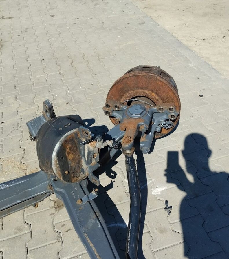 Volvo BELKA PRZÓD OŚ LOW DECK RENAULT MAGNUM PREMIUM DXI 22222 - סרן וחלקים עבור משאית: תמונה 4 Volvo BELKA PRZÓD OŚ LOW DECK RENAULT MAGNUM PREMIUM DXI 22222 - סרן וחלקים עבור משאית: תמונה 4