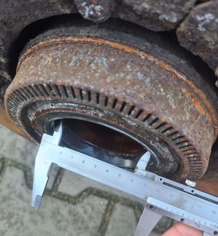 Volvo FI 78 TARCZA 410MM FH 4 FM 4 RENAULT GAMA T FI Volvo FI 78 TARCZA 410MM VOLVO FH 4 FM 4 RENAULT GAMA T - רכזת גלגלים עבור משאית: תמונה 2 Volvo FI 78 TARCZA 410MM FH 4 FM 4 RENAULT GAMA T FI Volvo FI 78 TARCZA 410MM VOLVO FH 4 FM 4 RENAULT GAMA T - רכזת גלגלים עבור משאית: תמונה 2