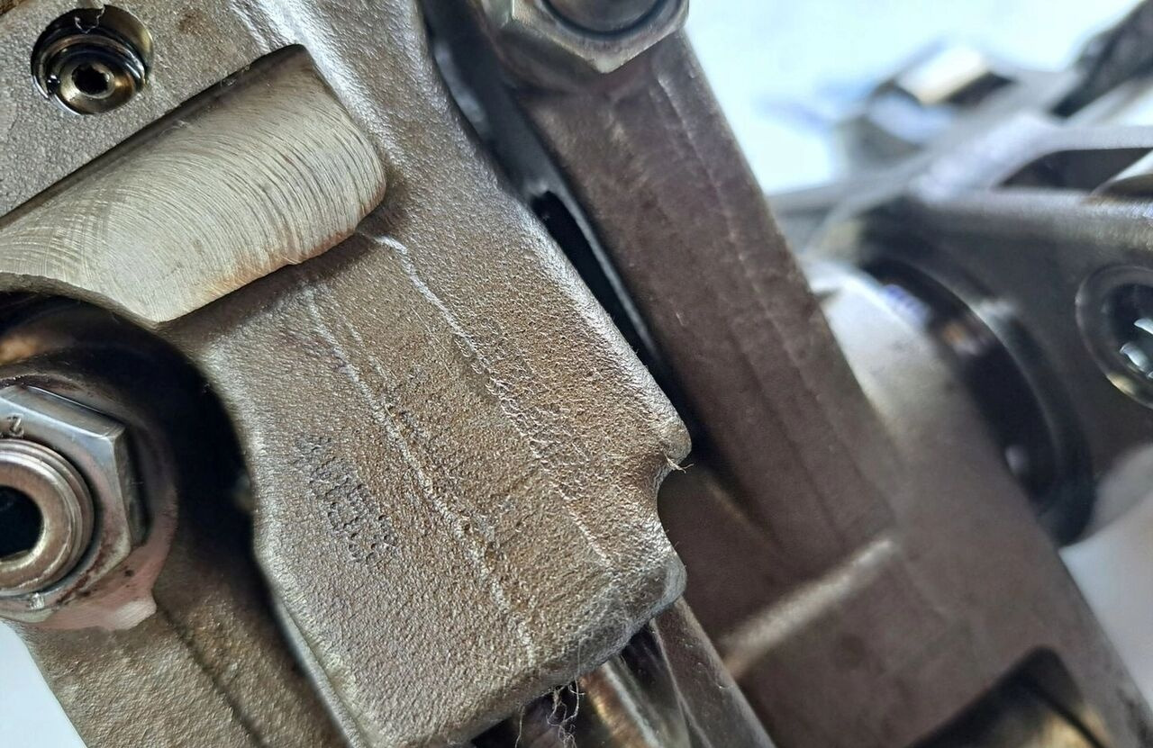 Volvo KLAWIATURA DŹWIGIENKI VEB+ FH FM 13 RENAULT MAGNUM DXI 13. 20510623 Volvo - מנוע וחלקים עבור משאית: תמונה 2 Volvo KLAWIATURA DŹWIGIENKI VEB+ FH FM 13 RENAULT MAGNUM DXI 13. 20510623 Volvo - מנוע וחלקים עבור משאית: תמונה 2