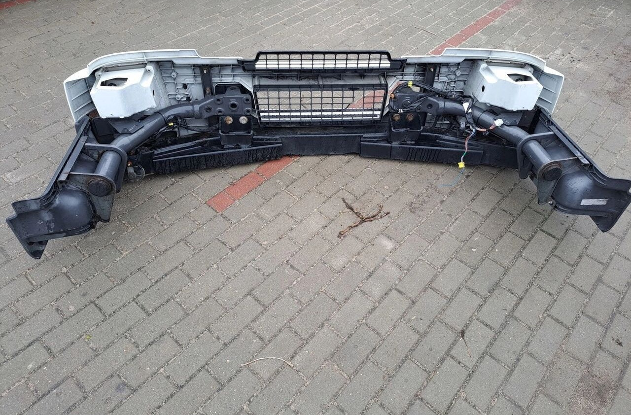 Volvo KOMPLETNY Z LAMPAMI BELKA STOPNIE FL EURO 5 Volvo - פגוש עבור משאית: תמונה 4 Volvo KOMPLETNY Z LAMPAMI BELKA STOPNIE FL EURO 5 Volvo - פגוש עבור משאית: תמונה 4