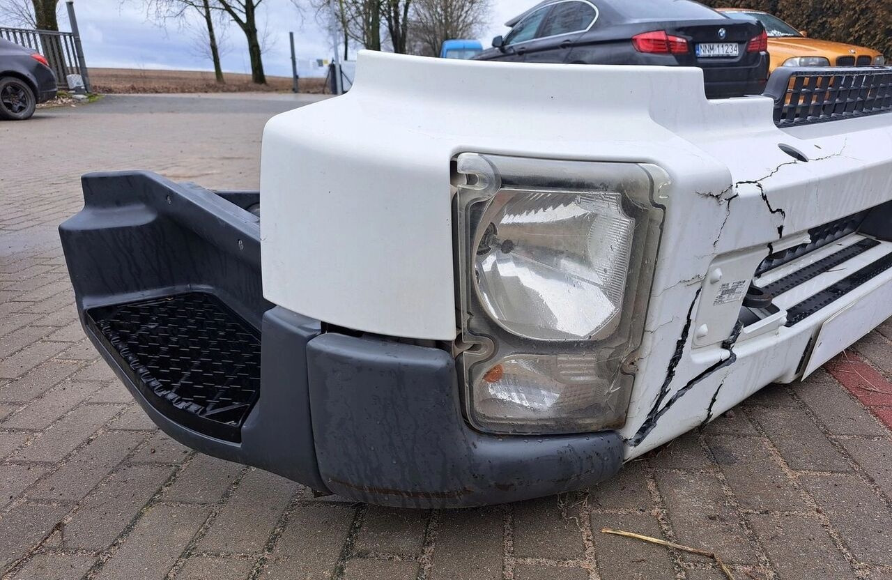 Volvo KOMPLETNY Z LAMPAMI BELKA STOPNIE FL EURO 5 Volvo - פגוש עבור משאית: תמונה 2 Volvo KOMPLETNY Z LAMPAMI BELKA STOPNIE FL EURO 5 Volvo - פגוש עבור משאית: תמונה 2