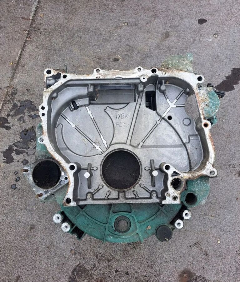 Volvo OBUDOWA SPRZĘGŁA KOŁA ZAMACHOWEGO FL D8K RENAULT GAMA D EURO 6. Volvo OE - גלגל תנופה עבור משאית: תמונה 2 Volvo OBUDOWA SPRZĘGŁA KOŁA ZAMACHOWEGO FL D8K RENAULT GAMA D EURO 6. Volvo OE - גלגל תנופה עבור משאית: תמונה 2