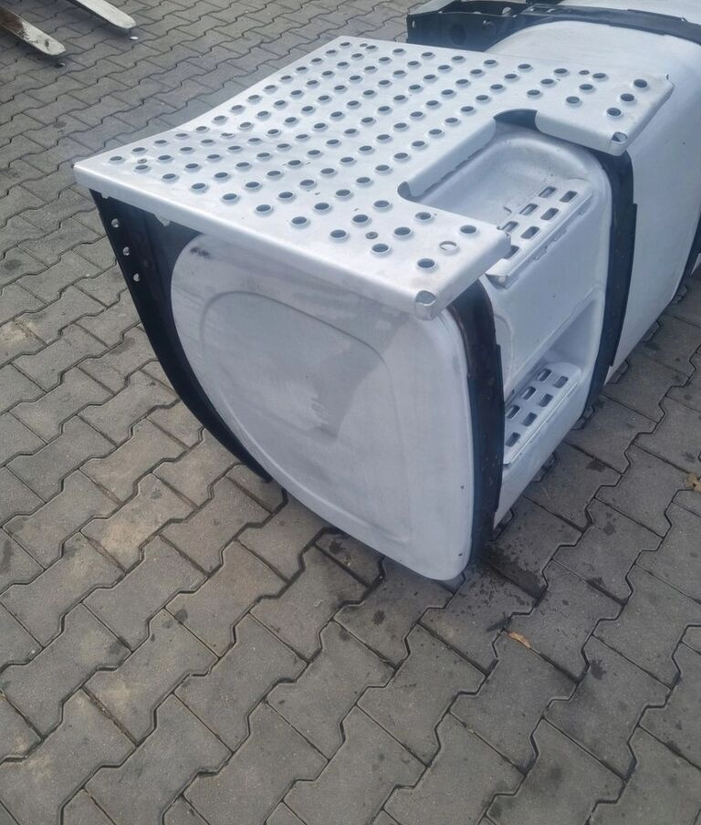 Volvo OE 20873121 Renault RENAULT PREMIUM MAGNUM DXI GAMA T VOLVO FH 13 4 truck - מכל דלק עבור משאית: תמונה 5 Volvo OE 20873121 Renault RENAULT PREMIUM MAGNUM DXI GAMA T VOLVO FH 13 4 truck - מכל דלק עבור משאית: תמונה 5