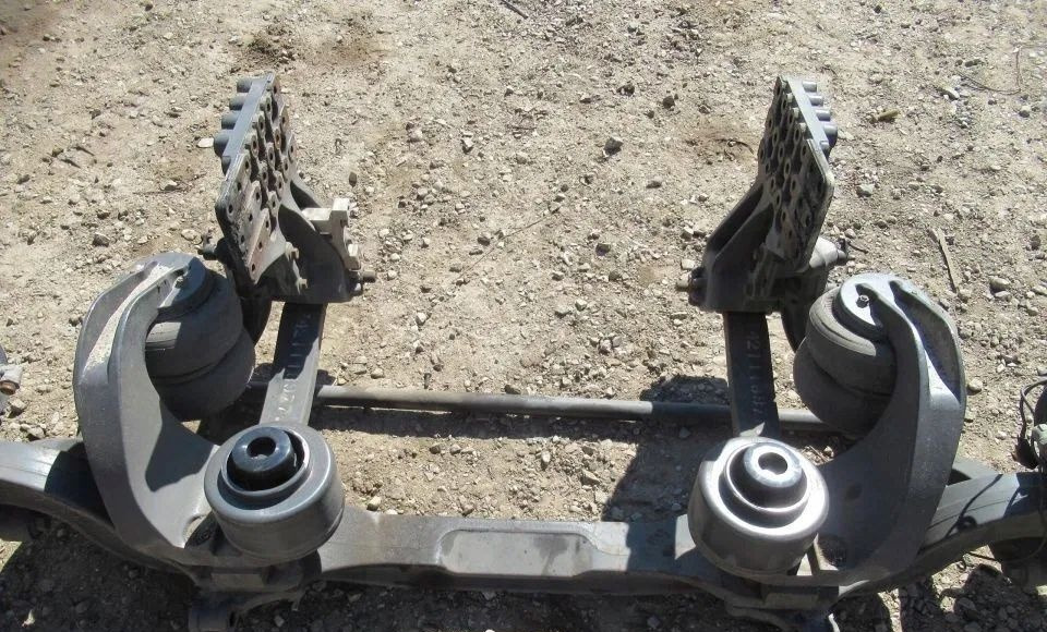 Volvo OŚ PODNOSZONA PODWIESZANA DŹWIGANA RENAULT GAMA T VOLVO FH 4 FM 1111 - סרן וחלקים עבור משאית: תמונה 1 Volvo OŚ PODNOSZONA PODWIESZANA DŹWIGANA RENAULT GAMA T VOLVO FH 4 FM 1111 - סרן וחלקים עבור משאית: תמונה 1