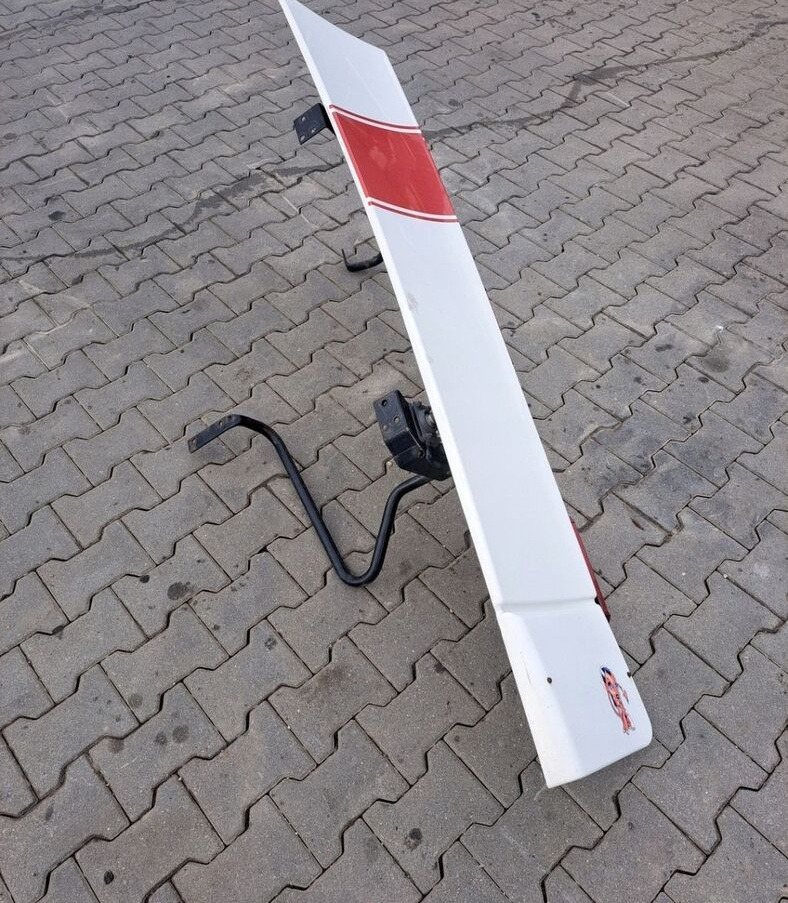 Volvo OWIEWKA LEWA SPOILER ZAKABINOWY VOLVO FH 12 13 - אווירודינמיקה/ ספוילר עבור משאית: תמונה 3 Volvo OWIEWKA LEWA SPOILER ZAKABINOWY VOLVO FH 12 13 - אווירודינמיקה/ ספוילר עבור משאית: תמונה 3