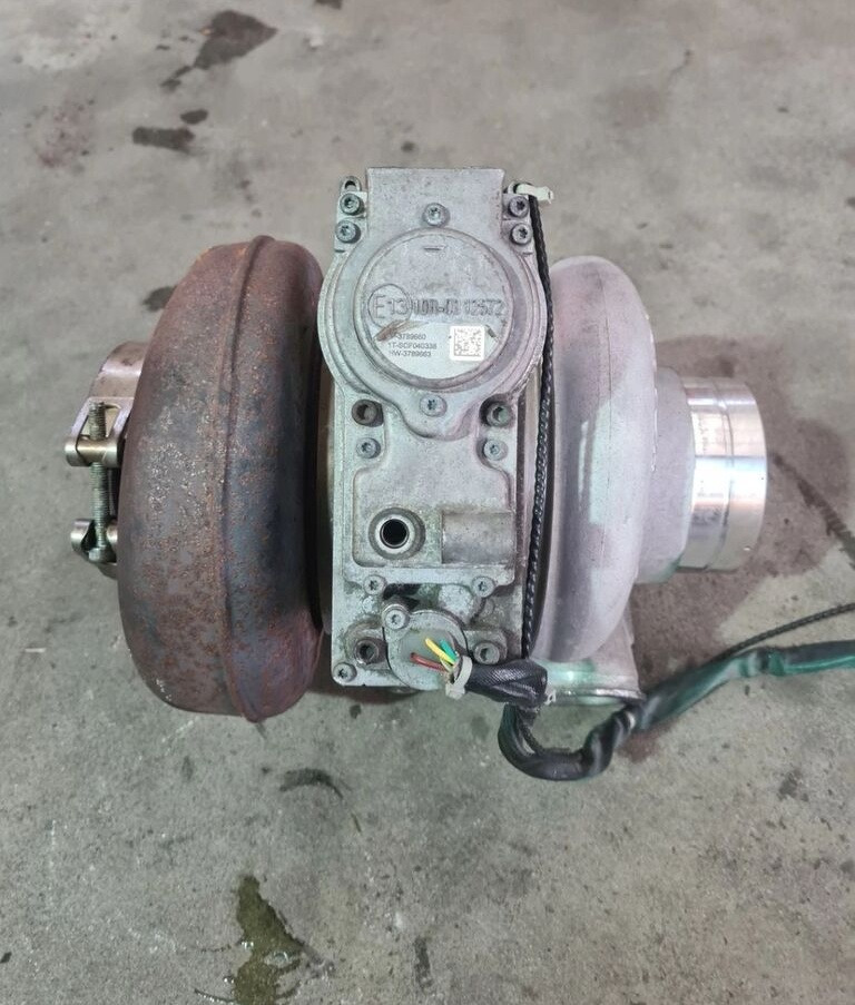Volvo TURBINA TURBOSPRĘŻARKA FH 16 D16K 750 EURO 6 3789660 HW-3789663 Volvo VOLVO FH 16 D16K 750 EURO 6 3789660 HW-3789663 - טורבו עבור משאית: תמונה 1 Volvo TURBINA TURBOSPRĘŻARKA FH 16 D16K 750 EURO 6 3789660 HW-3789663 Volvo VOLVO FH 16 D16K 750 EURO 6 3789660 HW-3789663 - טורבו עבור משאית: תמונה 1