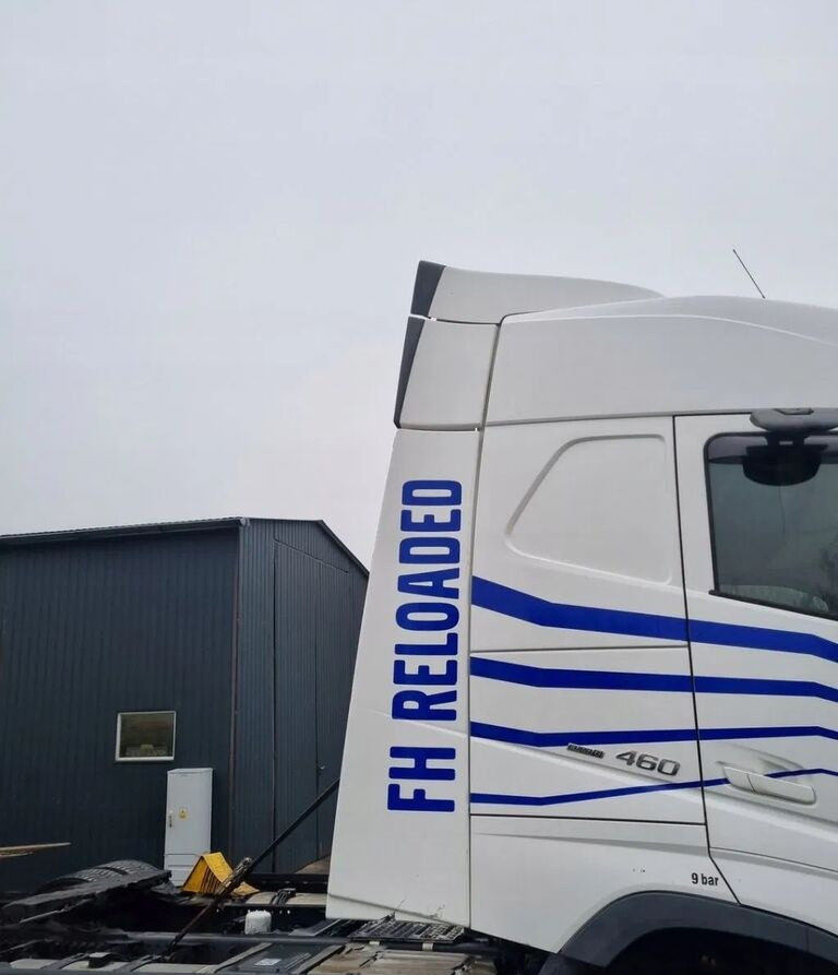 Volvo Y OWIEWKI KABINY KOMPLET FH 4 5 EURO 6 LIFT GLOBETROTTER Volvo VOLVO FH 4 5 EURO 6 LIFT GLOBETROTTER - אווירודינמיקה/ ספוילר עבור משאית: תמונה 4 Volvo Y OWIEWKI KABINY KOMPLET FH 4 5 EURO 6 LIFT GLOBETROTTER Volvo VOLVO FH 4 5 EURO 6 LIFT GLOBETROTTER - אווירודינמיקה/ ספוילר עבור משאית: תמונה 4