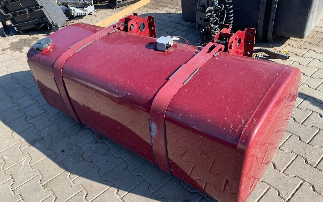 Volvo ZBIORNIK PALIWA VOLVO FH 4 FM 4 LOW DECK 150x69x56 1 - מכל דלק עבור משאית: תמונה 4 Volvo ZBIORNIK PALIWA VOLVO FH 4 FM 4 LOW DECK 150x69x56 1 - מכל דלק עבור משאית: תמונה 4