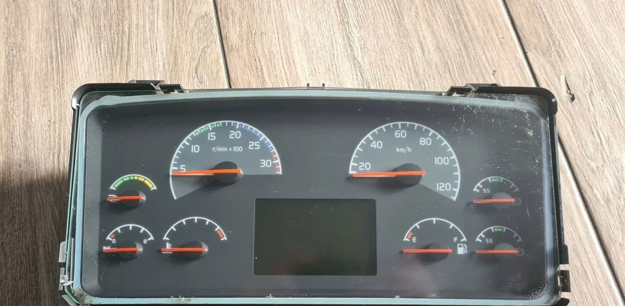 Volvo ZEGARY LICZNIKI AUTOMAT FL FE 21573674 Volvo VOLVO FL FE - לוח מחוונים עבור משאית: תמונה 2 Volvo ZEGARY LICZNIKI AUTOMAT FL FE 21573674 Volvo VOLVO FL FE - לוח מחוונים עבור משאית: תמונה 2