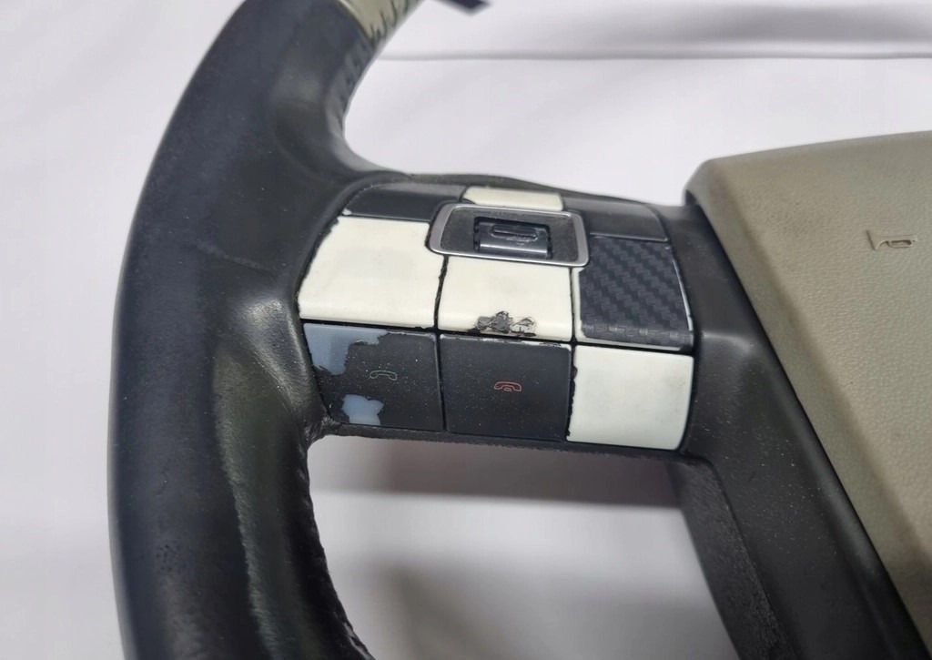 WIELOFUNKCYJNA VOLVO FH 4 FM 4 FMX - גלגל הגה: תמונה 4 WIELOFUNKCYJNA VOLVO FH 4 FM 4 FMX - גלגל הגה: תמונה 4