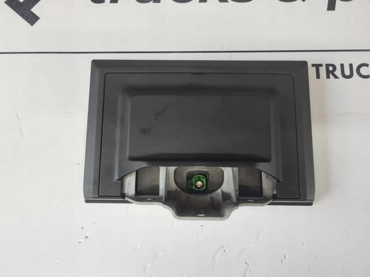 WYŚWIETLACZ PANEL RADIA NAWIGACJI VOLVO FH 5 23602612 - P03 - תא ופנים הרכב: תמונה 2 WYŚWIETLACZ PANEL RADIA NAWIGACJI VOLVO FH 5 23602612 - P03 - תא ופנים הרכב: תמונה 2