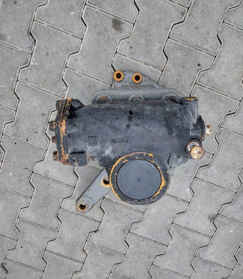 ZF KOLUMNA KIEROWNICZA OSI SKRĘTNEJ VOLVO FH FM 6X2 - ציוד היגוי עבור משאית: תמונה 4 ZF KOLUMNA KIEROWNICZA OSI SKRĘTNEJ VOLVO FH FM 6X2 - ציוד היגוי עבור משאית: תמונה 4