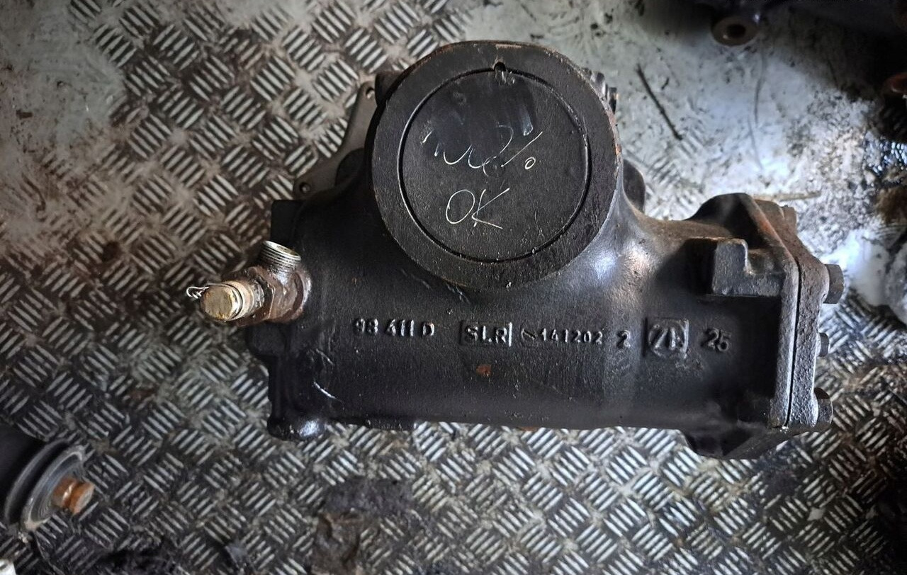 ZF KOLUMNA PRZEKŁADNIA KIEROWNICZA VOLVO FH FM 9 12 13 - ציוד היגוי עבור משאית: תמונה 1 ZF KOLUMNA PRZEKŁADNIA KIEROWNICZA VOLVO FH FM 9 12 13 - ציוד היגוי עבור משאית: תמונה 1