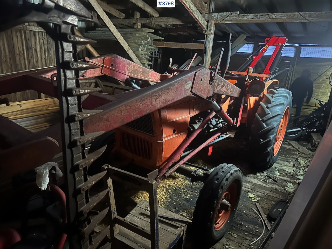 1900 Fiat 415 tractor w/ front loader and Wee edge mower - טרקטור חקלאי: תמונה 1 1900 Fiat 415 tractor w/ front loader and Wee edge mower - טרקטור חקלאי: תמונה 1