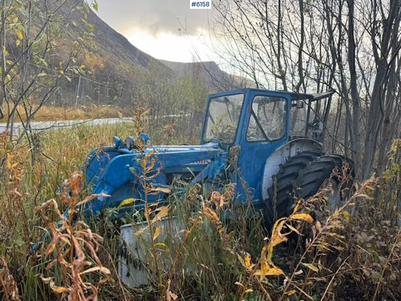 1973 Ford 4000 tractor backhoe. Repair.object - טרקטור חקלאי: תמונה 1 1973 Ford 4000 tractor backhoe. Repair.object - טרקטור חקלאי: תמונה 1