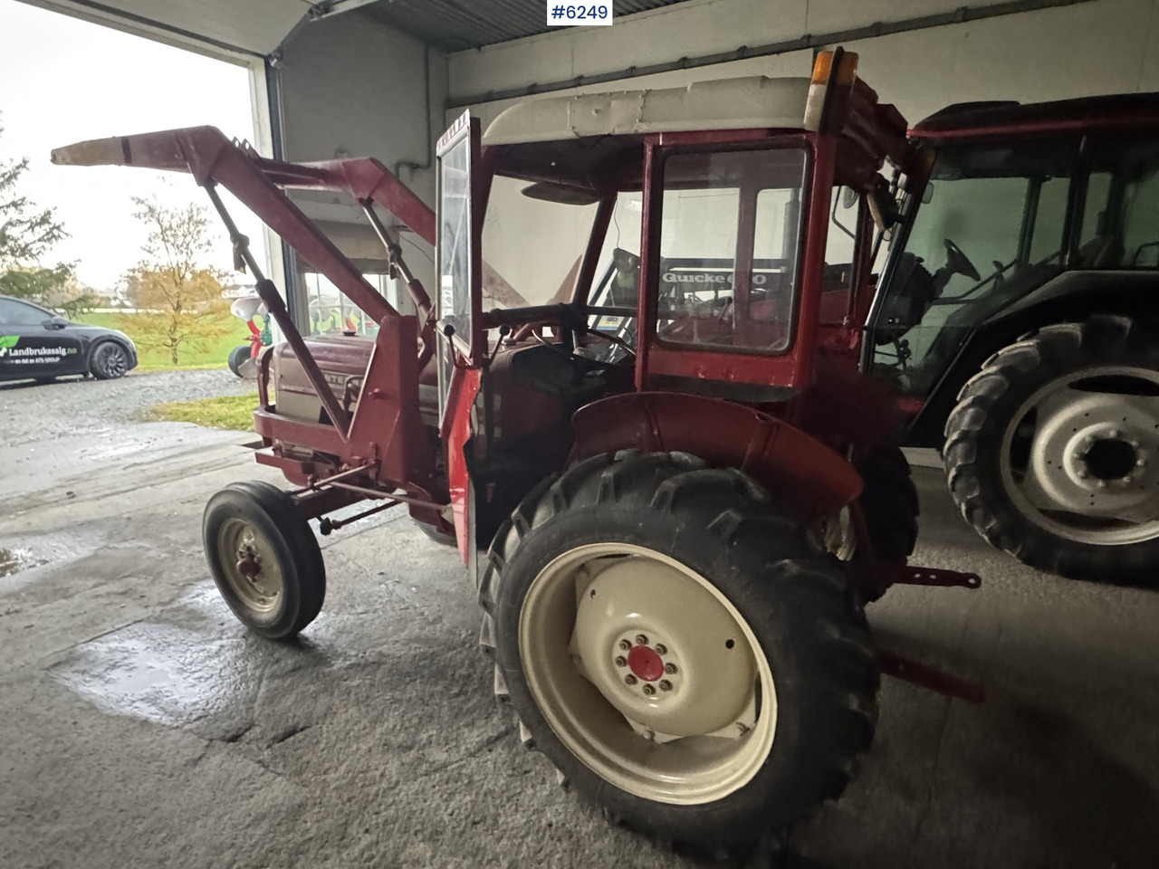 1973 International 444 w/ Bjørnerud loader and bucket. WATCH VIDEO - טרקטור חקלאי: תמונה 3 1973 International 444 w/ Bjørnerud loader and bucket. WATCH VIDEO - טרקטור חקלאי: תמונה 3
