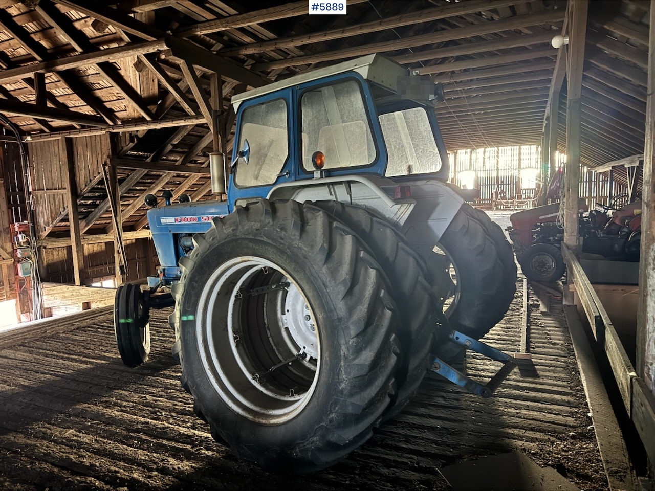 1975 Ford 5000 w/ Twin Wheels - טרקטור חקלאי: תמונה 4 1975 Ford 5000 w/ Twin Wheels - טרקטור חקלאי: תמונה 4