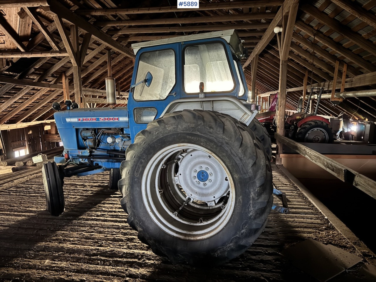 1975 Ford 5000 w/ Twin Wheels - טרקטור חקלאי: תמונה 3 1975 Ford 5000 w/ Twin Wheels - טרקטור חקלאי: תמונה 3