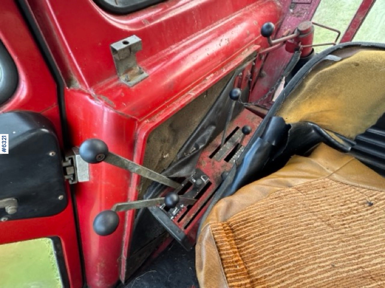 הַחכָּרָה  1977 Volvo BM 500 tractor 1977 Volvo BM 500 tractor: תמונה 20