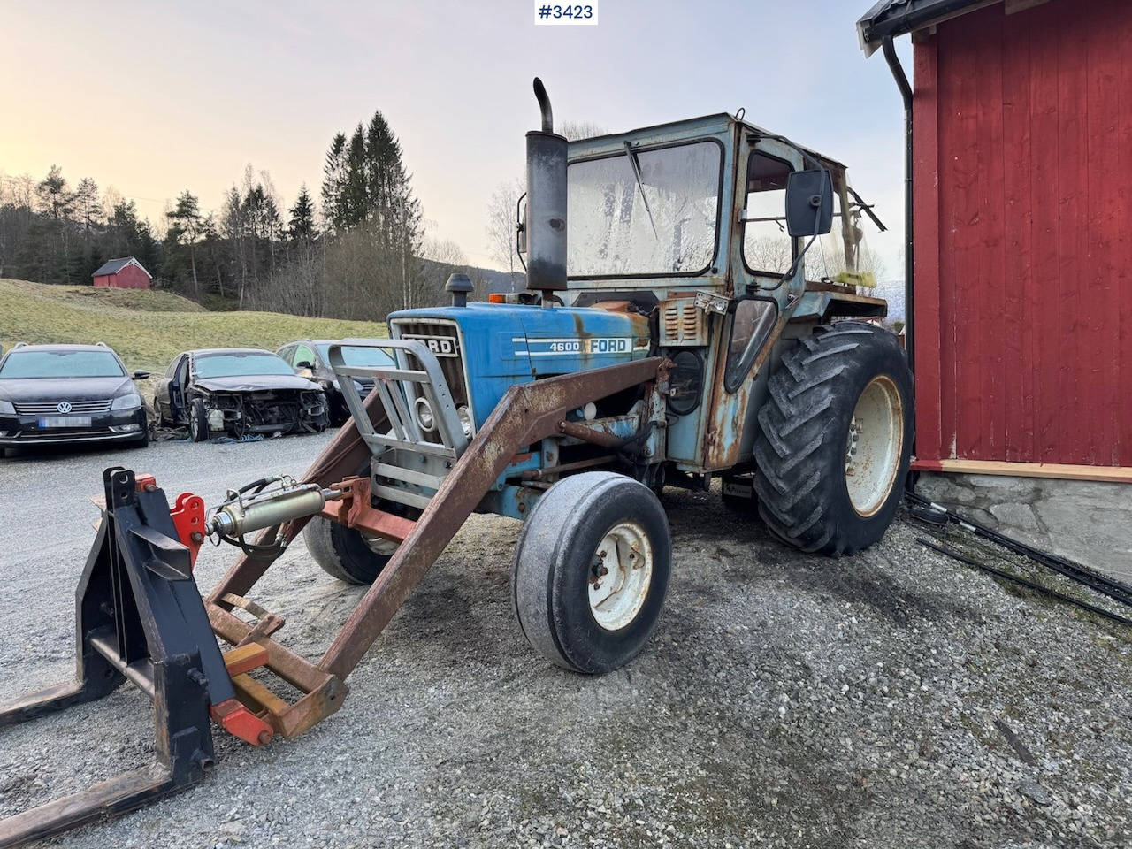 1981 Ford 4600 w/front loader, bucket and pallet fork. - טרקטור חקלאי: תמונה 1 1981 Ford 4600 w/front loader, bucket and pallet fork. - טרקטור חקלאי: תמונה 1