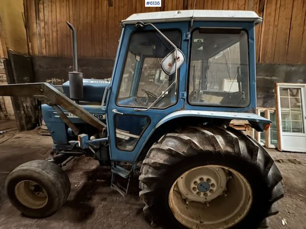 1981 Ford 4600 with front loader! - טרקטור חקלאי: תמונה 3 1981 Ford 4600 with front loader! - טרקטור חקלאי: תמונה 3