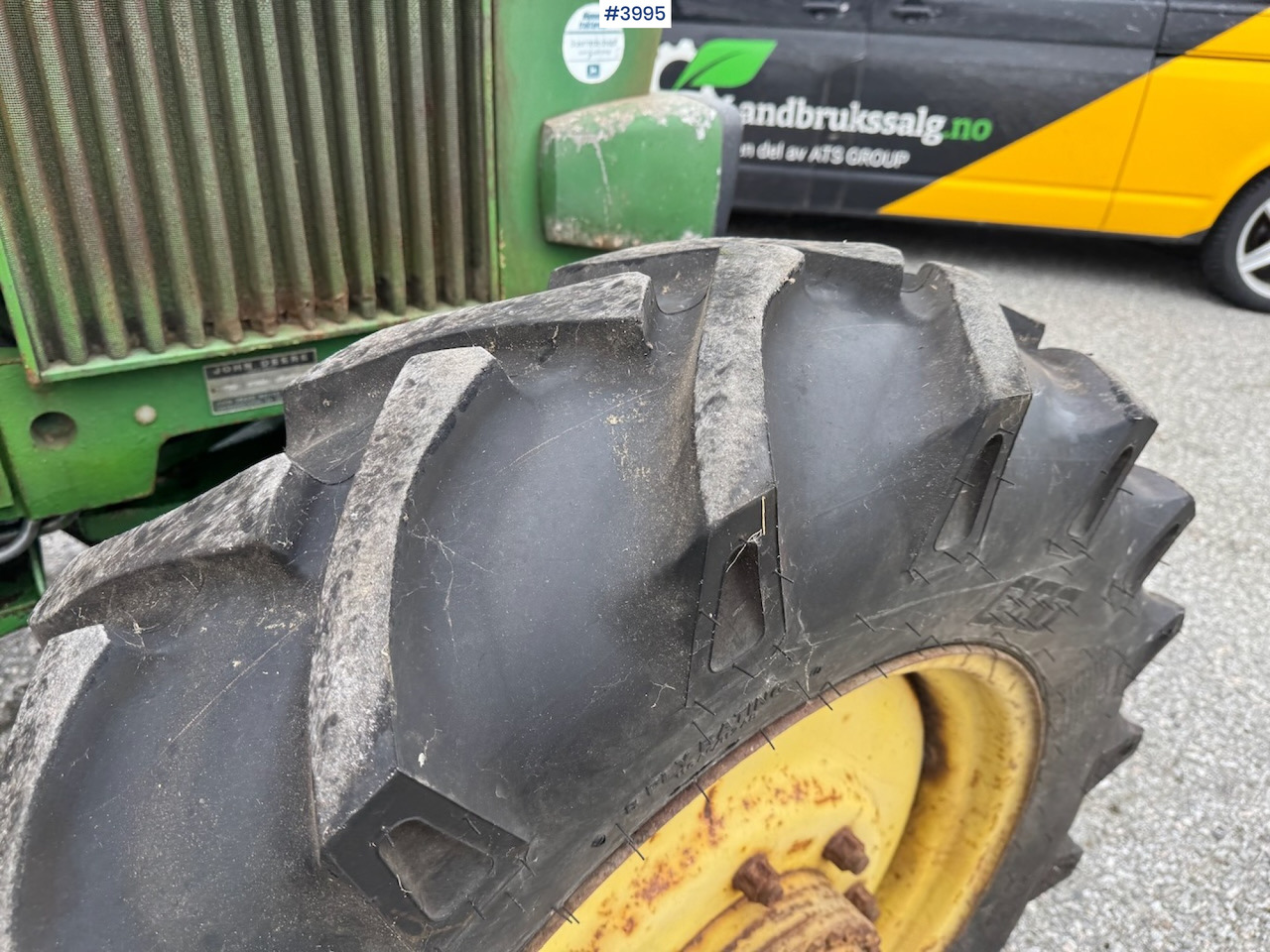 טרקטור חקלאי 1981 John Deere 1140: תמונה 28