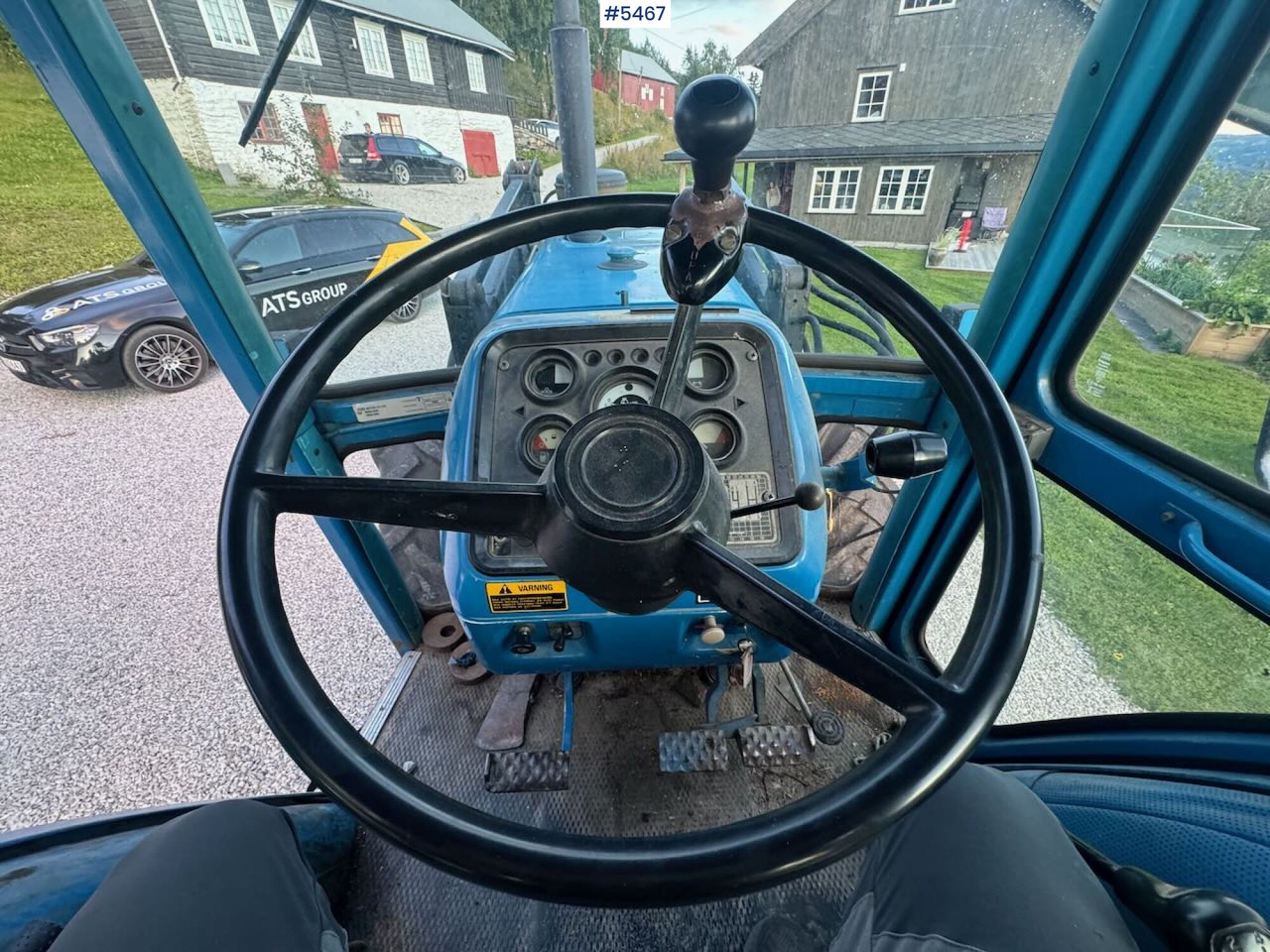טרקטור חקלאי 1983 Ford 7710 4x4 w/ frontloader: תמונה 15