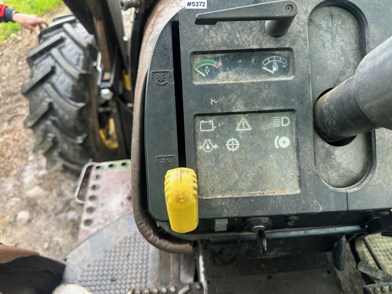 טרקטור חקלאי 1985 John Deere 2040 Synchron: תמונה 20