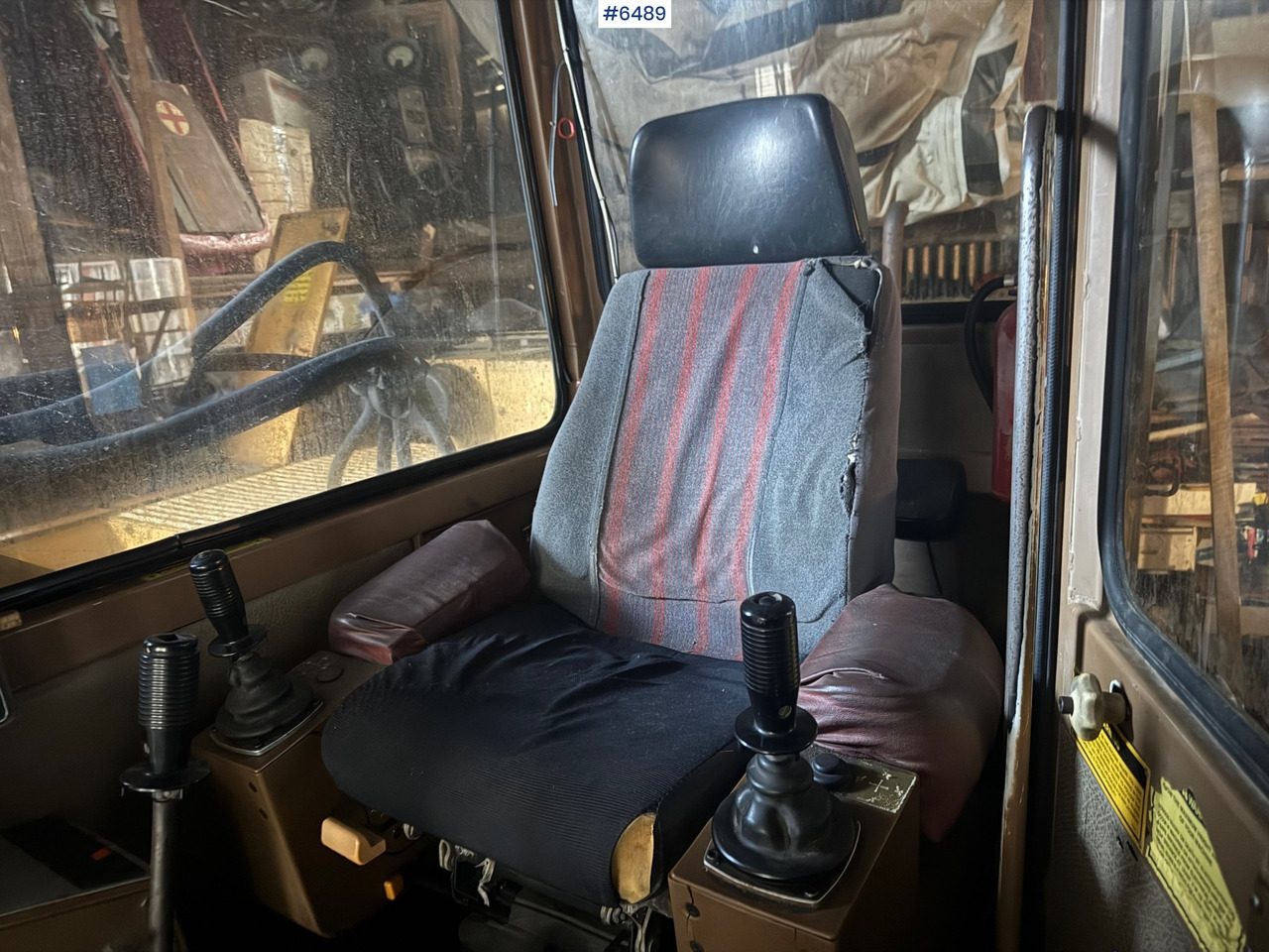 מחפר 1987 Caterpillar 205 LC: תמונה 18